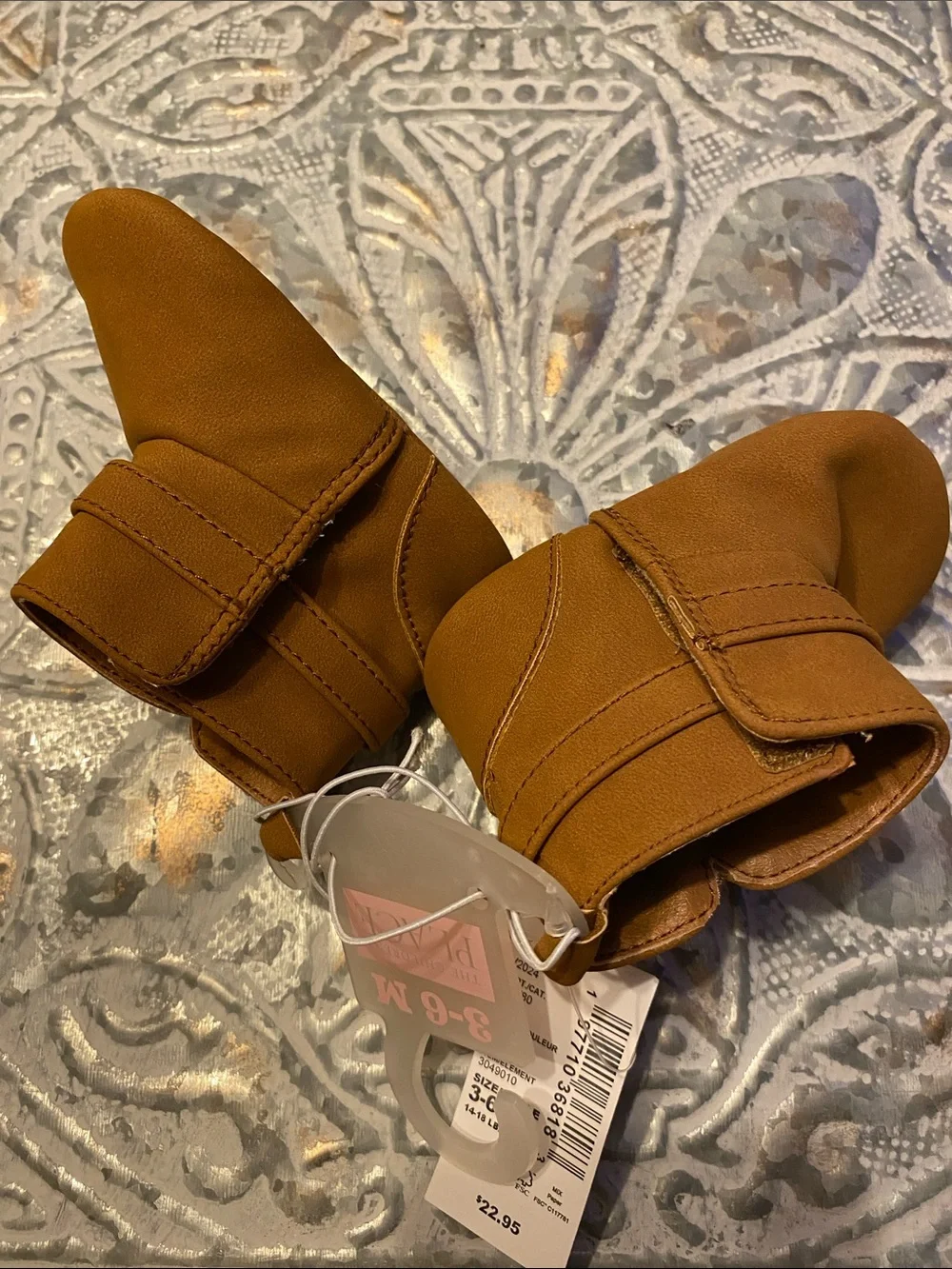 The Children's Place Baby Boots Booties w/ Velcro Closure Tan Sz 3-6 Mths NWT